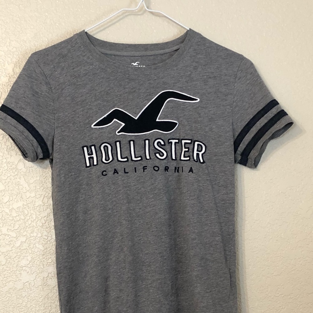 hollister top